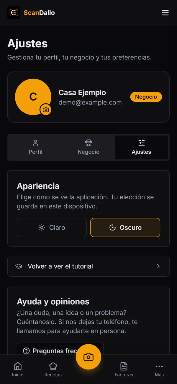 Ajustes, pestaña Ajustes, con apariencia, tutorial y ayuda.